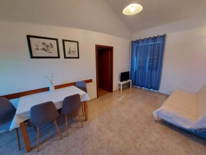 Funcic Apartments Banjole Eksteriør billede